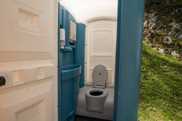 Portable Toilet Options We Offer in Sioux City, IA